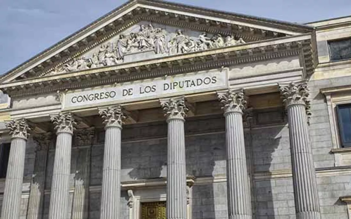 FECYT y el Congreso de los Diputados firman un convenio para poner en marcha la Oficina de Ciencia y Tecnología en el Parlamento 