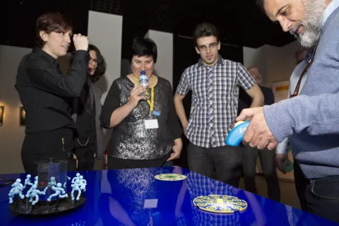 Visita al taller "Laboratorio de Luz" en el MUNCYT de Alcobendas