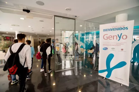 El centro en oncología GENYO recibe a los estudiantes ganadores de la 3ª edición del certamen “Conoce a un cientific@”