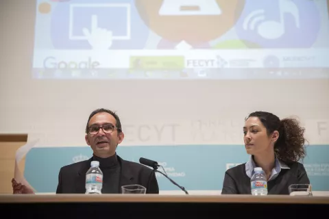  FECYT y Google entregan los diplomas a los participantes en los talleres del Club Tecnológico Google