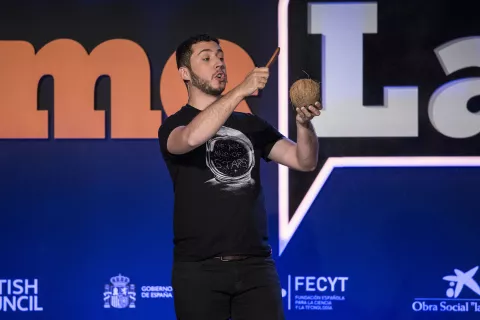 El español Pedro Daniel Pajares participa en la final internacional de Famelab 