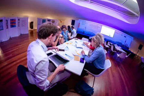 FECYT y OpenAIRE reúnen en Madrid a más de 350 agentes europeos e iberoamericanos para debatir el futuro de la ciencia abierta