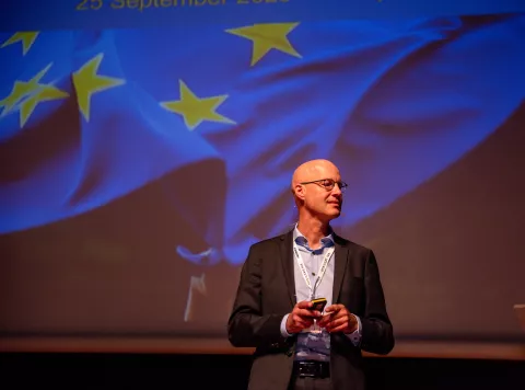 FECYT y OpenAIRE reúnen en Madrid a más de 350 agentes europeos e iberoamericanos para debatir el futuro de la ciencia abierta