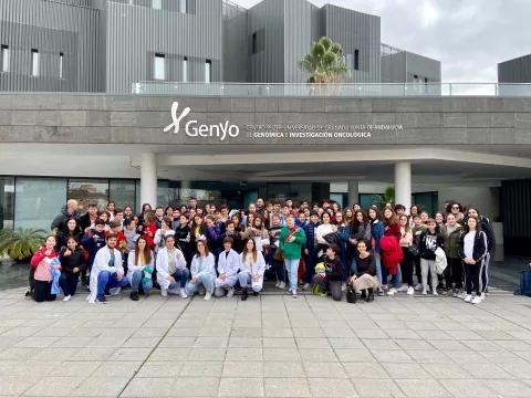 El centro en oncología GENYO recibe a los estudiantes ganadores de la 3ª edición del certamen “Conoce a un cientific@”