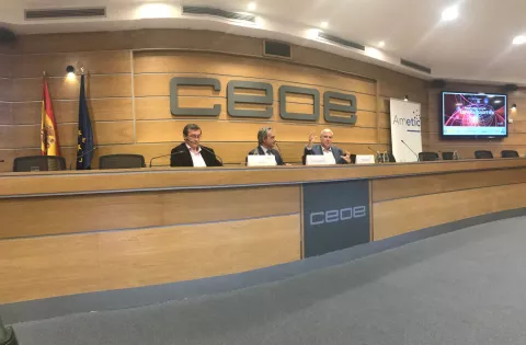 Paloma Domingo participa en la presentación del informe "España Cuántica"