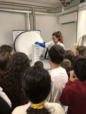 El centro en oncología GENYO recibe a los estudiantes ganadores de la 3ª edición del certamen “Conoce a un cientific@”