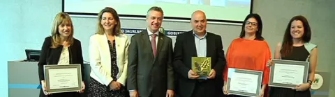 La periodista Eva Rodríguez de la Agencia SINC logra un accésit de la primera edición del Premio de Periodismo Ambiental del País Vasco