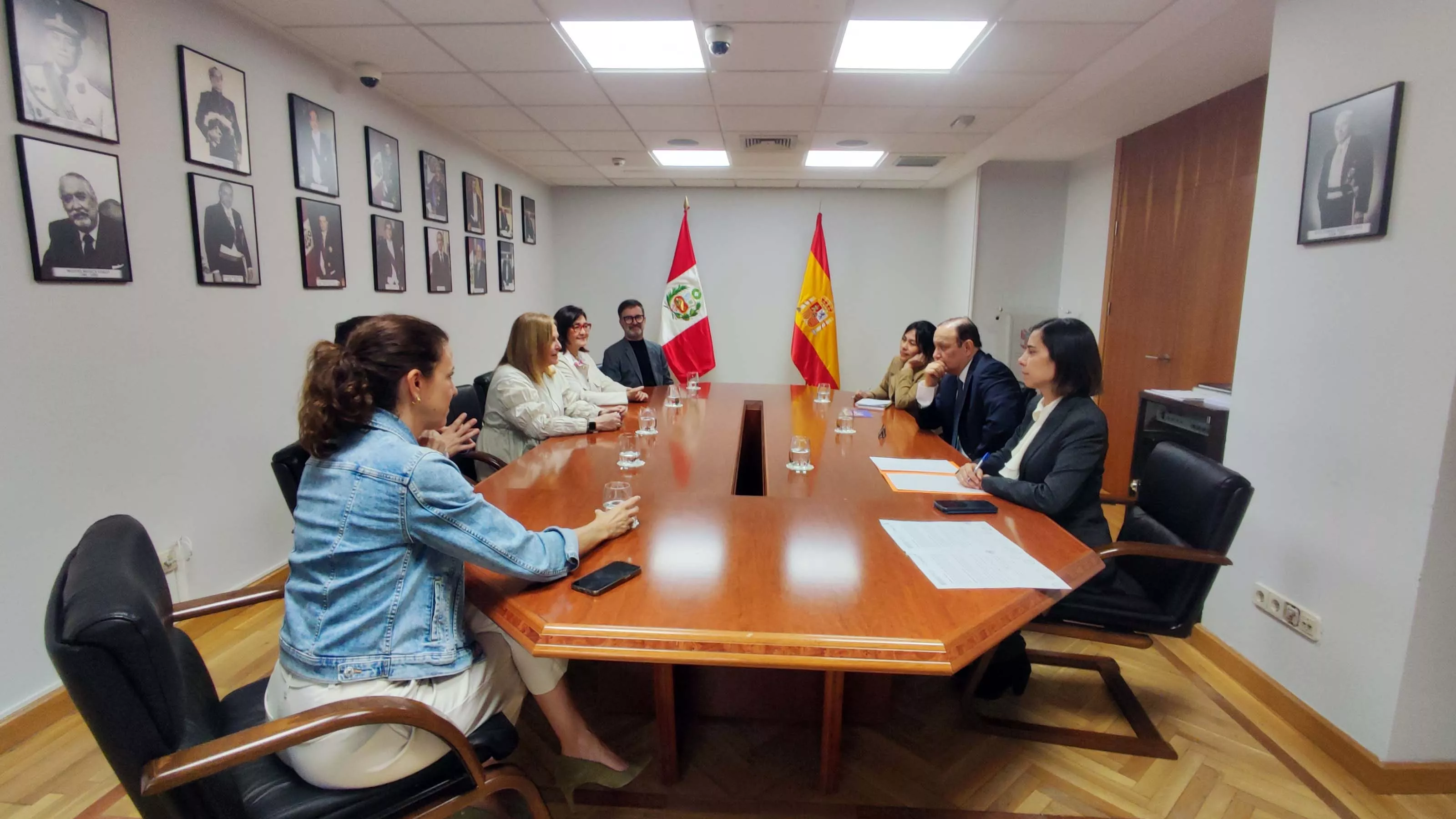 FECYT firma un convenio de colaboración con el Consejo Nacional de Ciencia, Tecnología e Innovación Tecnológica, CONCYTEC, de Perú