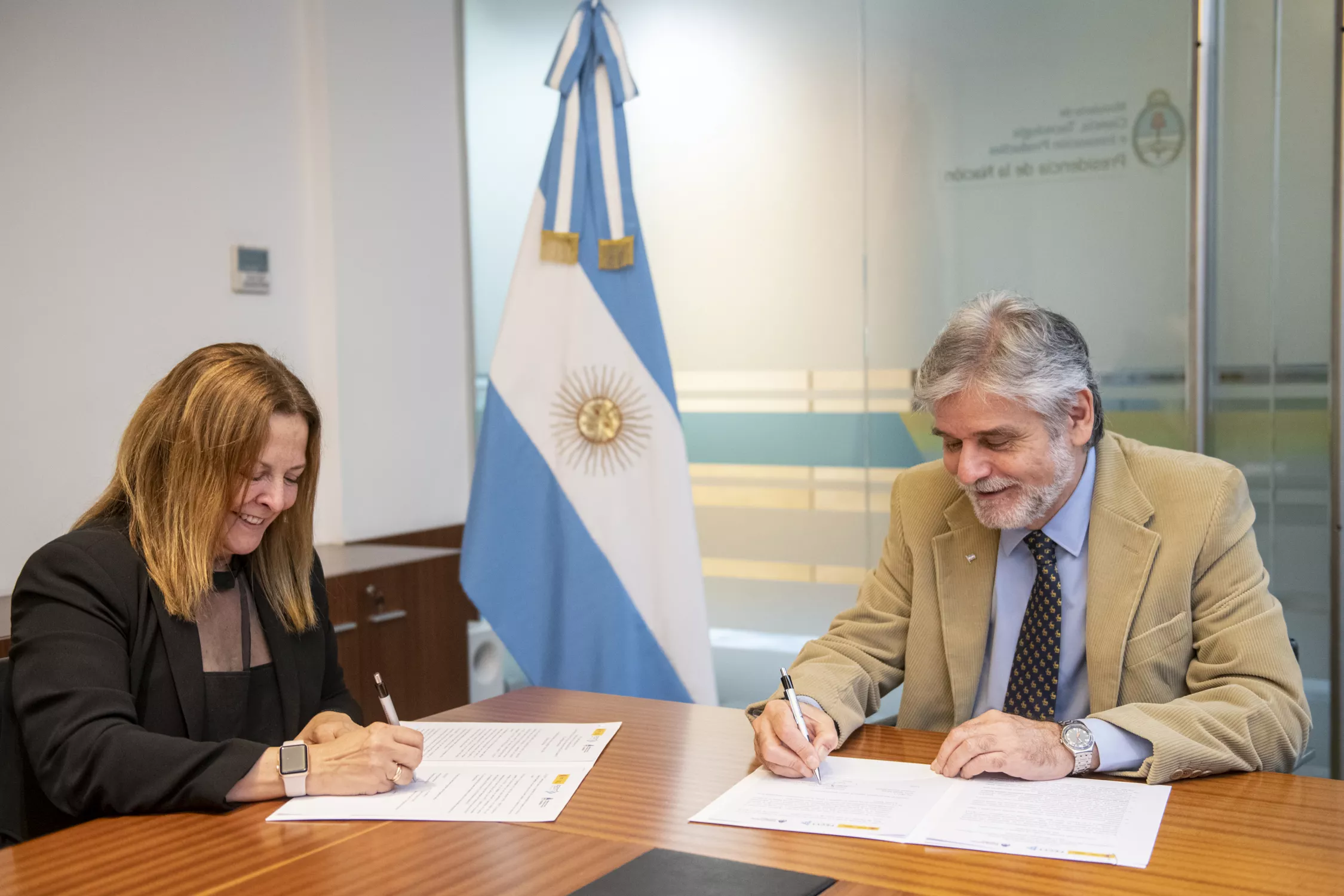 FECYT y el Ministerio de Ciencia, Tecnología e Innovación de Argentina impulsan la divulgación científica