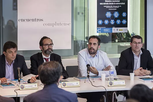 Encuentro: "Ciencia y Sociedad: una mirada desde la Universidad"