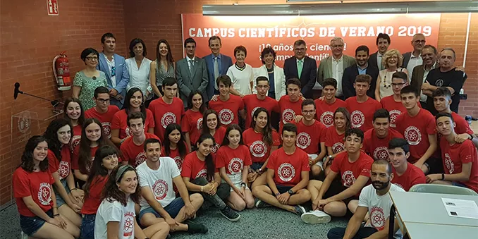 Isabel Celaá y Pedro Duque inauguraron los Campus Científicos de Verano 2019