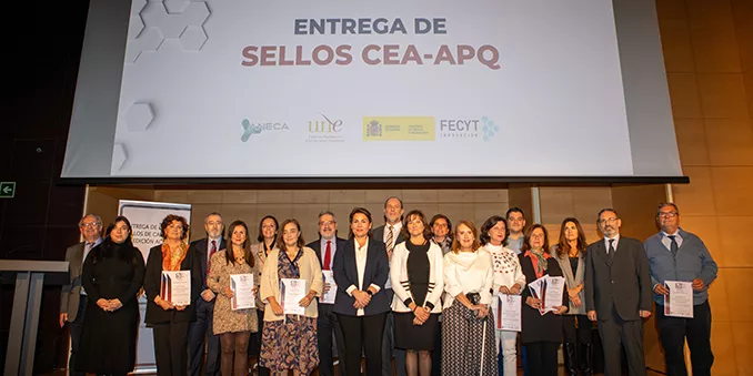 Diecisiete colecciones editoriales reciben el Sello de Calidad en Edición Académica CEA-APQ