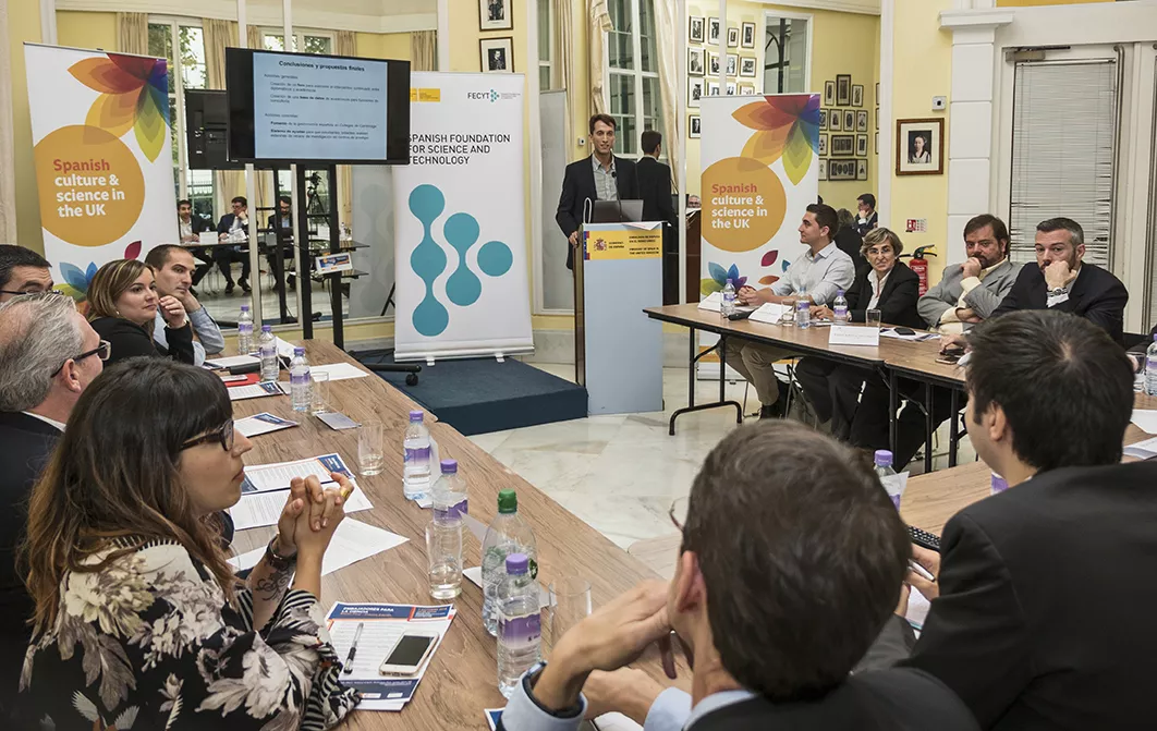 El primer intercambio entre científicos y diplomáticos termina con éxito en Londres