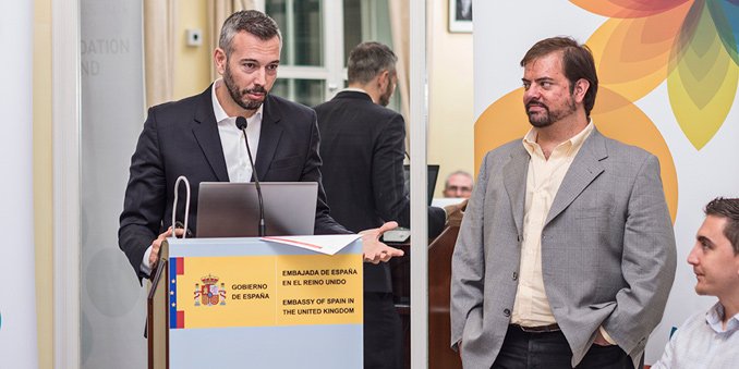 Embajadores para la ciencia: Enrique Ruiz de Lera y Fidel Alfaro Almagro, turismo y ciencia